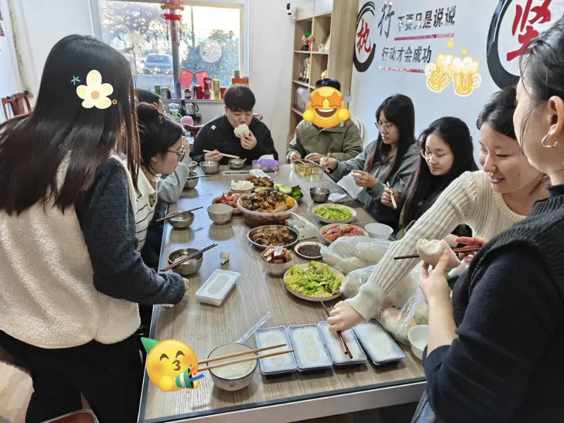 ناهار خود به خود پیوندهای اداری پایدار ایجاد می کند